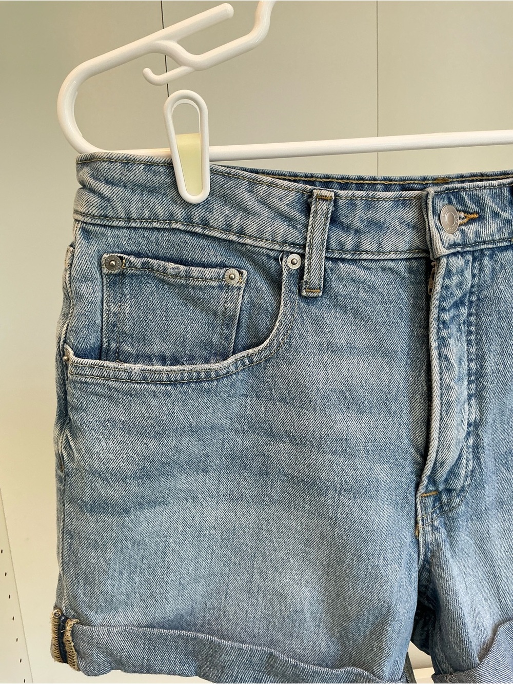 Free Assembly Denim Shorts Sz 12 Organic Cotton Stretch Jean Shorts Light Wash - Picture 3 of 13